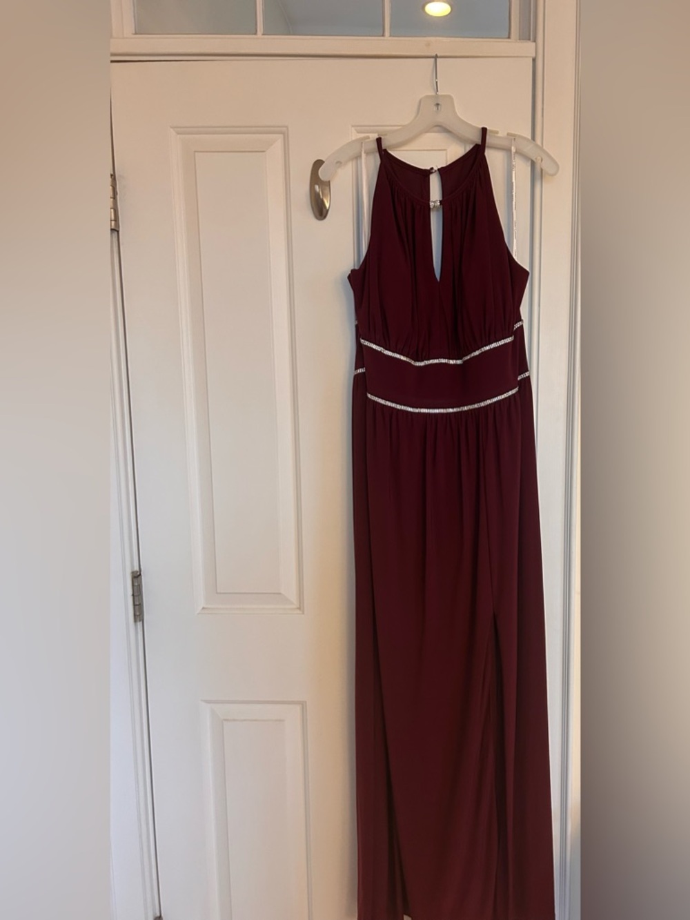 NWOT maroon floor length dress✨ - Picture 5 of 10